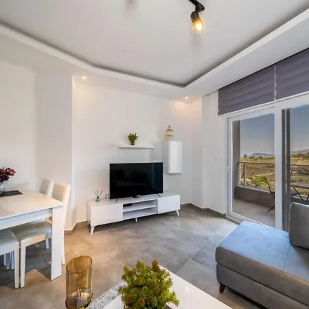 Lovely Flat With Shared Pool And Balcony In Alanya